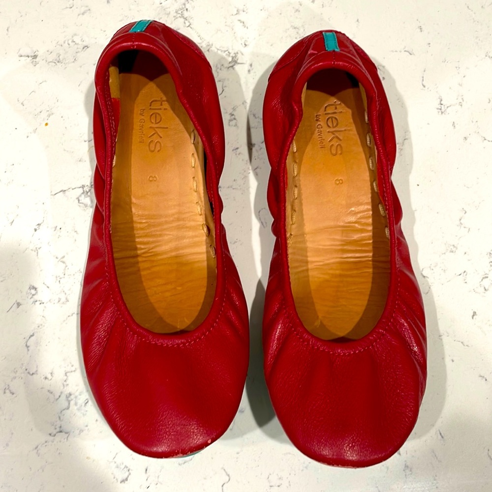 Tieks Cardinal Red GUC
